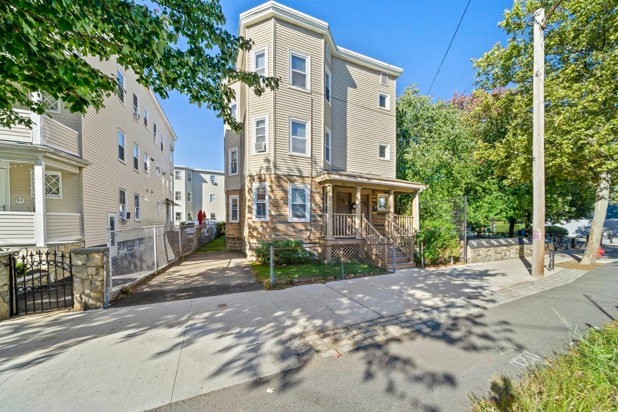 361 Washington St 2