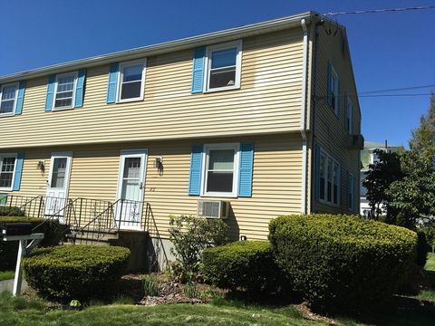 85 Park Street 85 Mansfield MA 02048