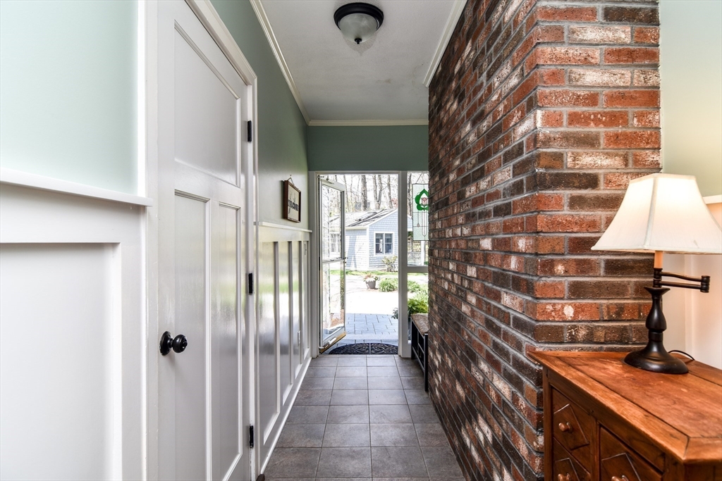 304 Eliot ST, Natick, MA Photo #16