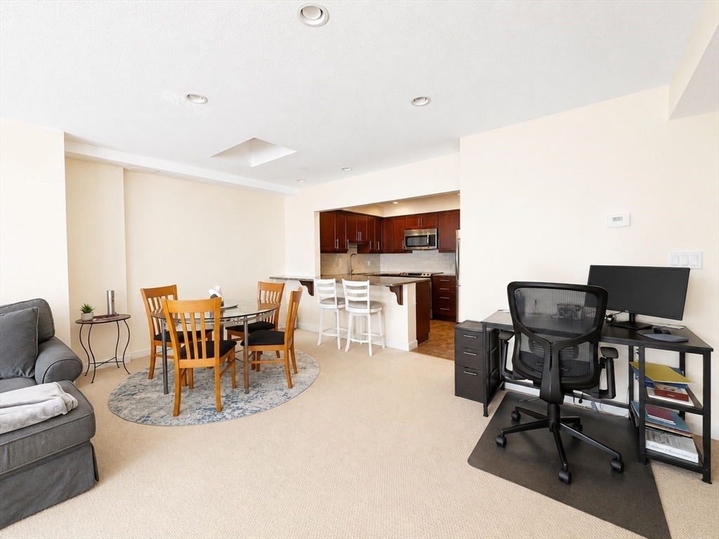 59 Brainerd Rd 604