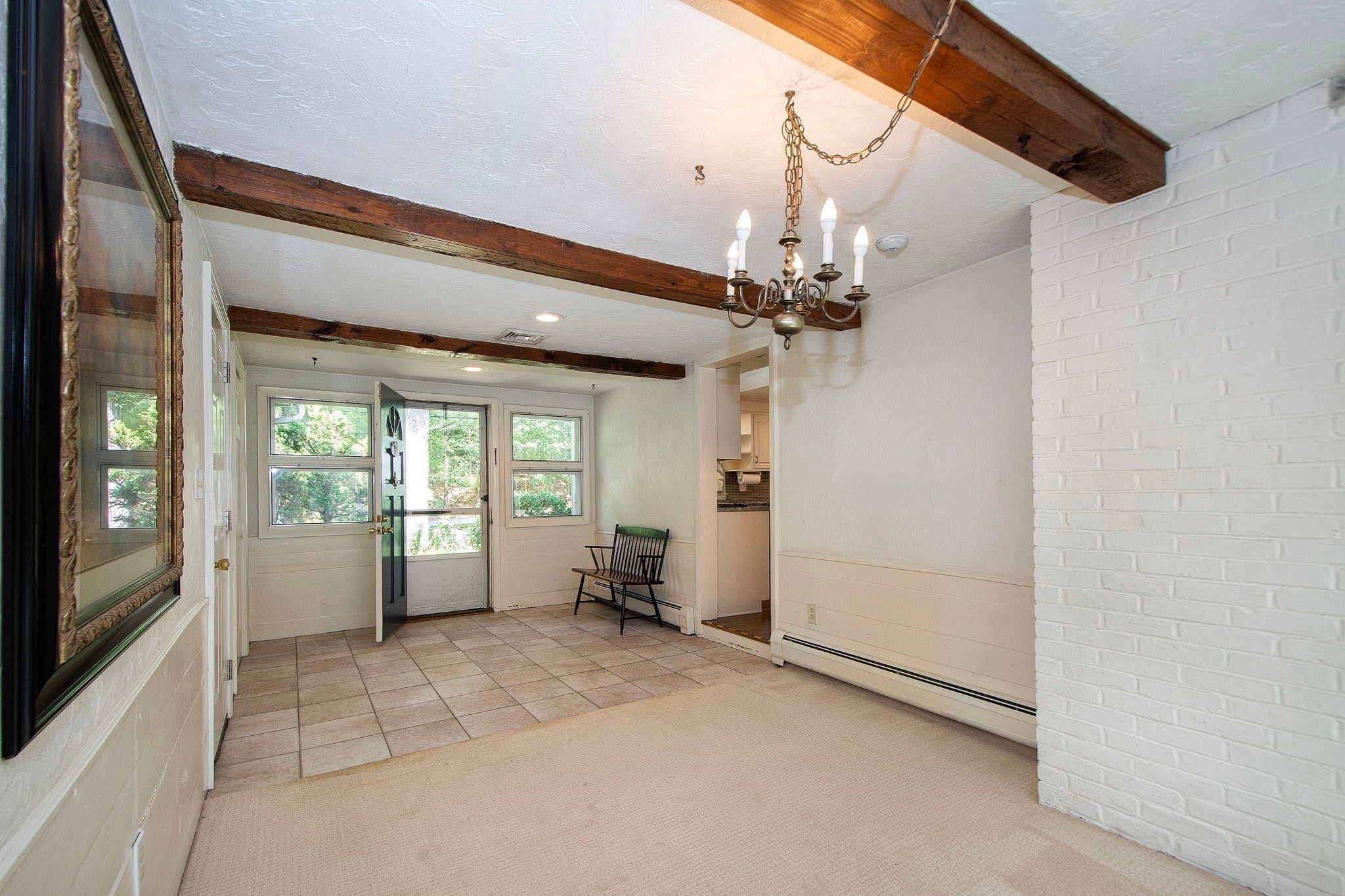 32 Hawthorne Rd.