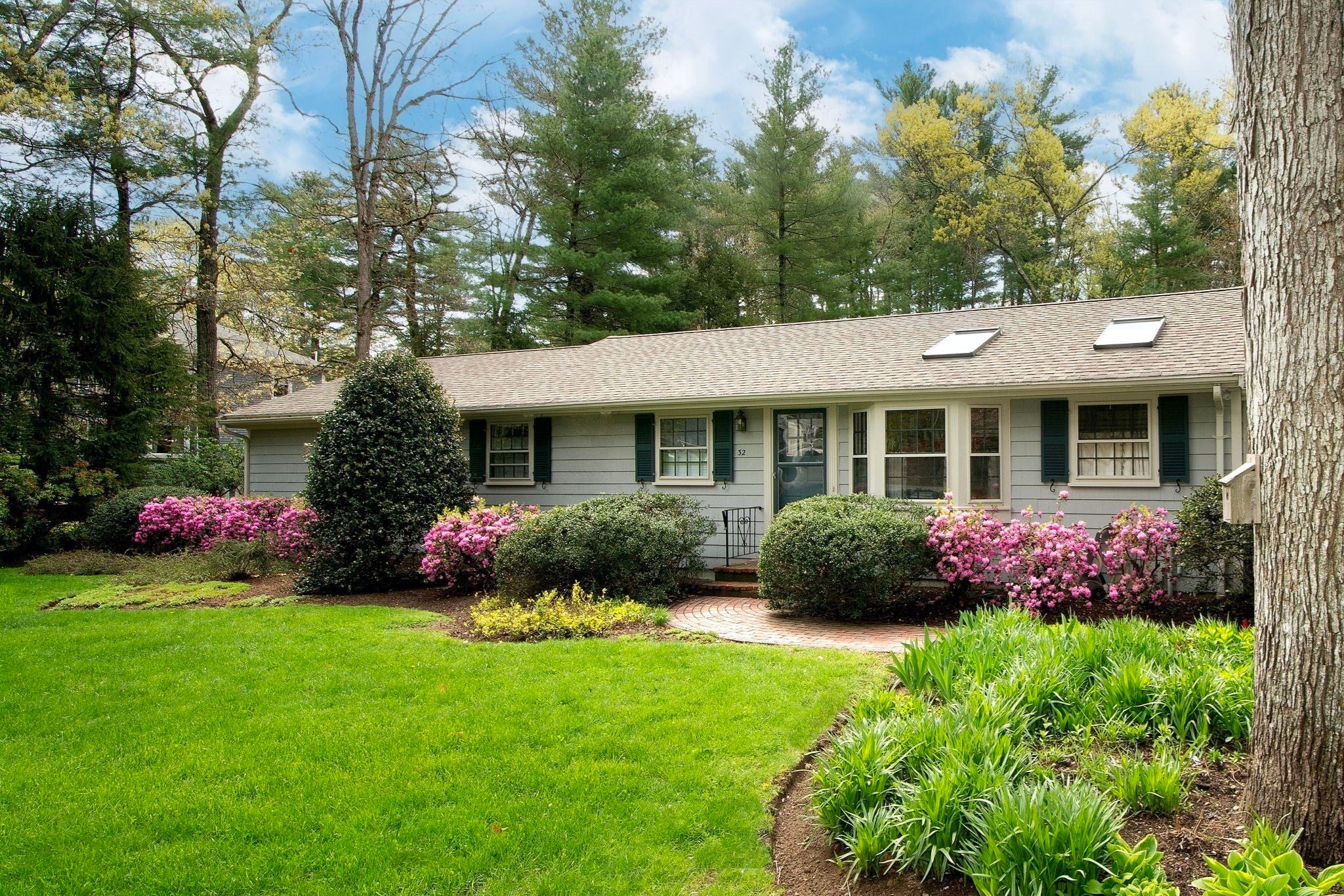 32 Hawthorne RD, Hanover MA 02339