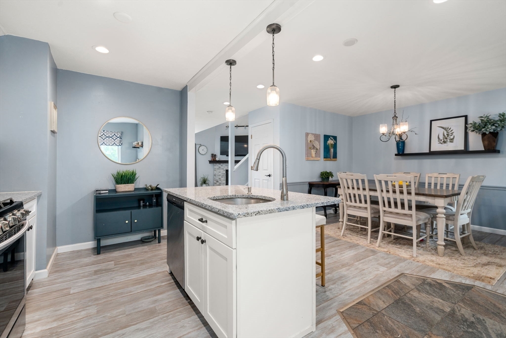 24 Meadowbrook Ln 24