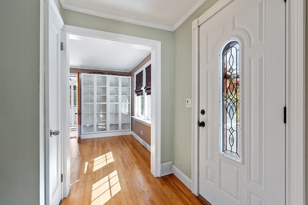 32 Doyle St