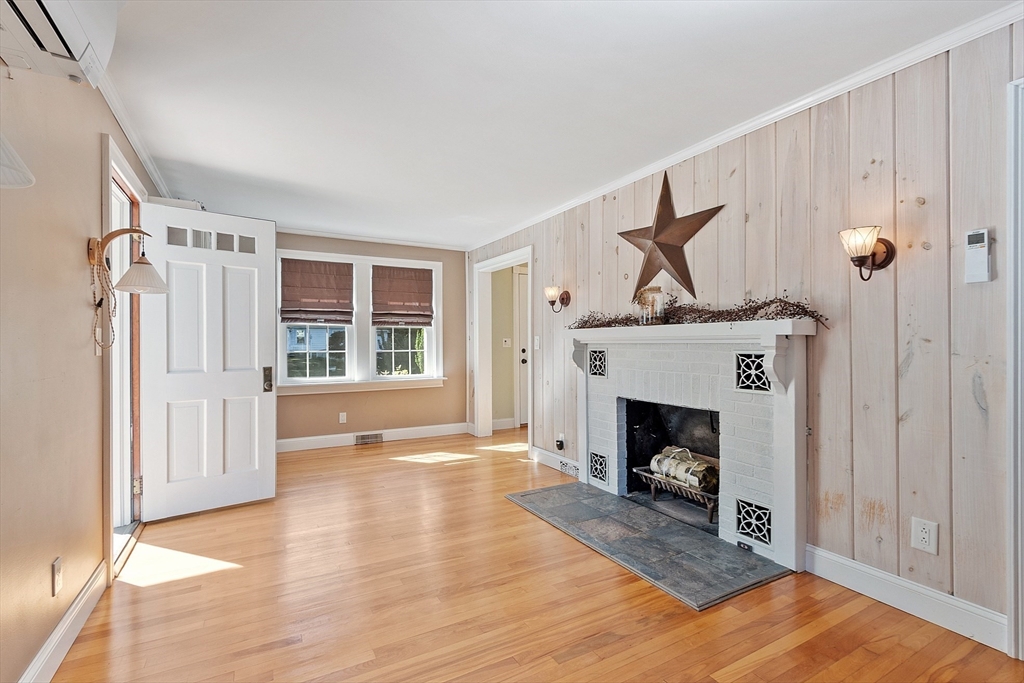 32 Doyle St