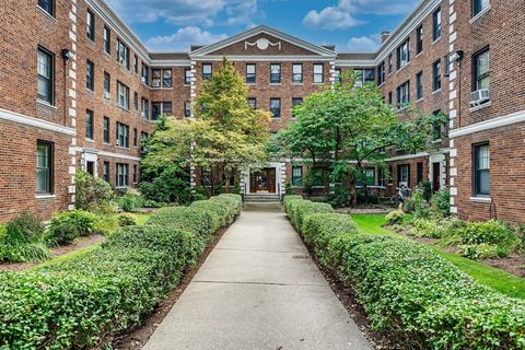 Photo of 62 Queensberry St #204, Boston, MA 02215 (MLS # 73473072)