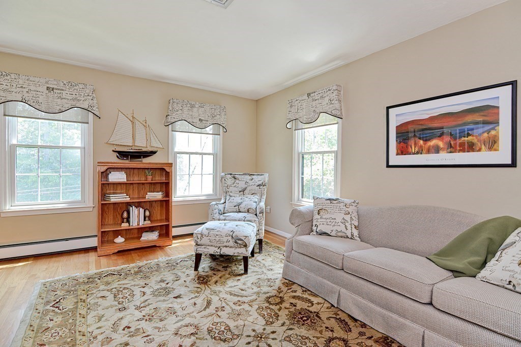 9 Eastmount Rd