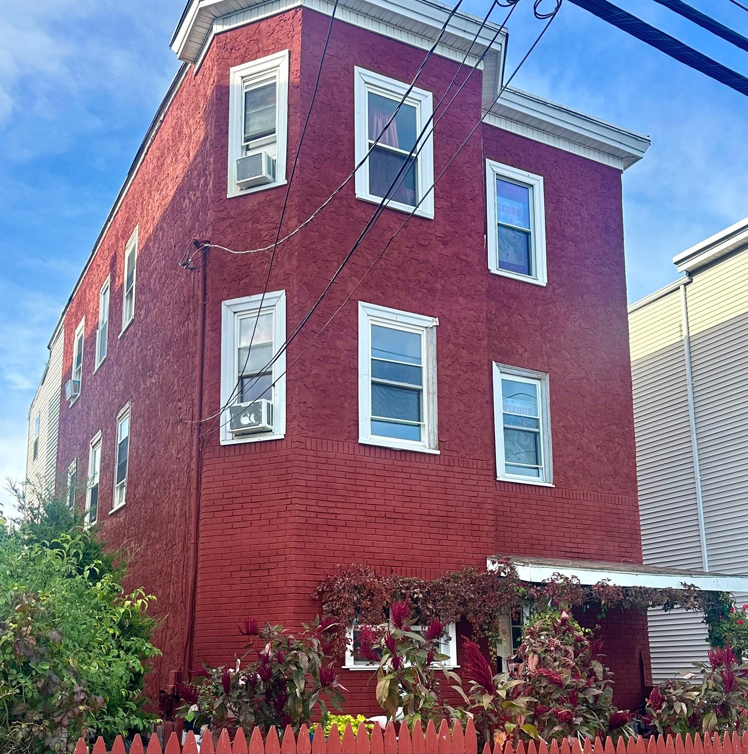Photo of 188 Clark Ave, Chelsea, MA