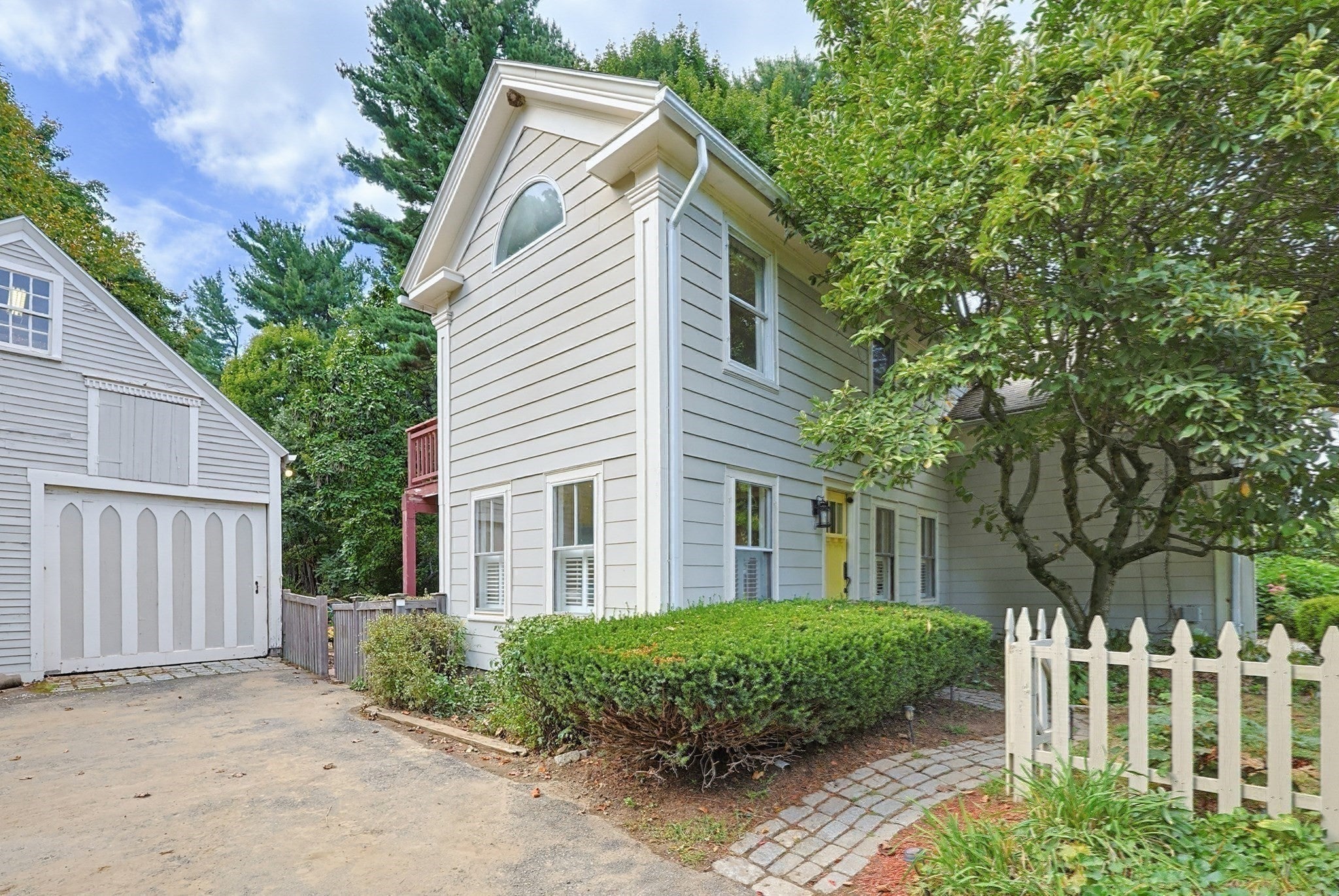 423 South St, Holliston, MA Photo #39