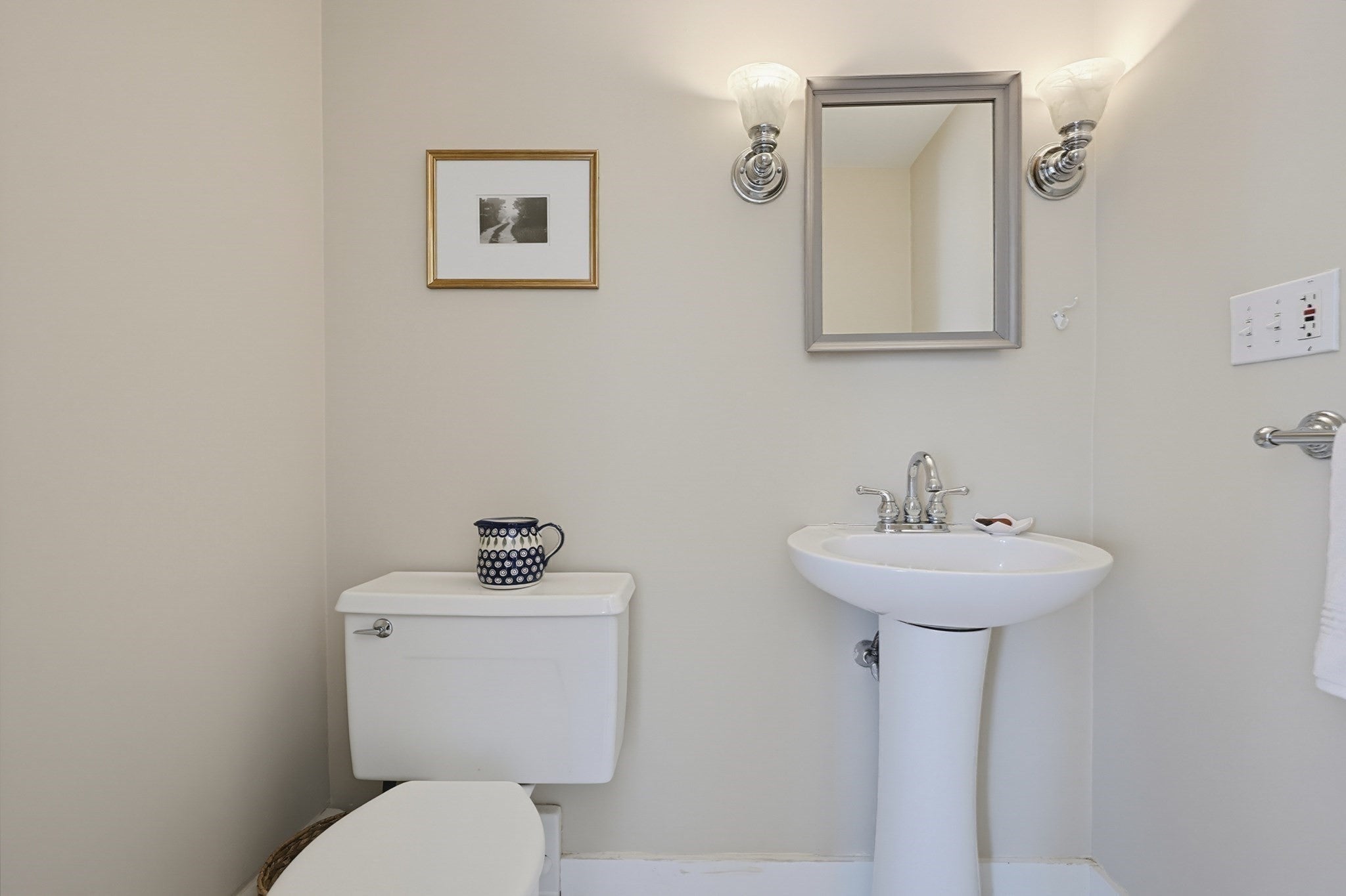 423 South St, Holliston, MA Photo #20