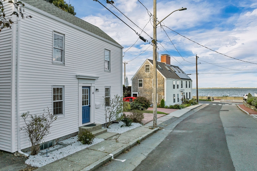 4 Neptune Street