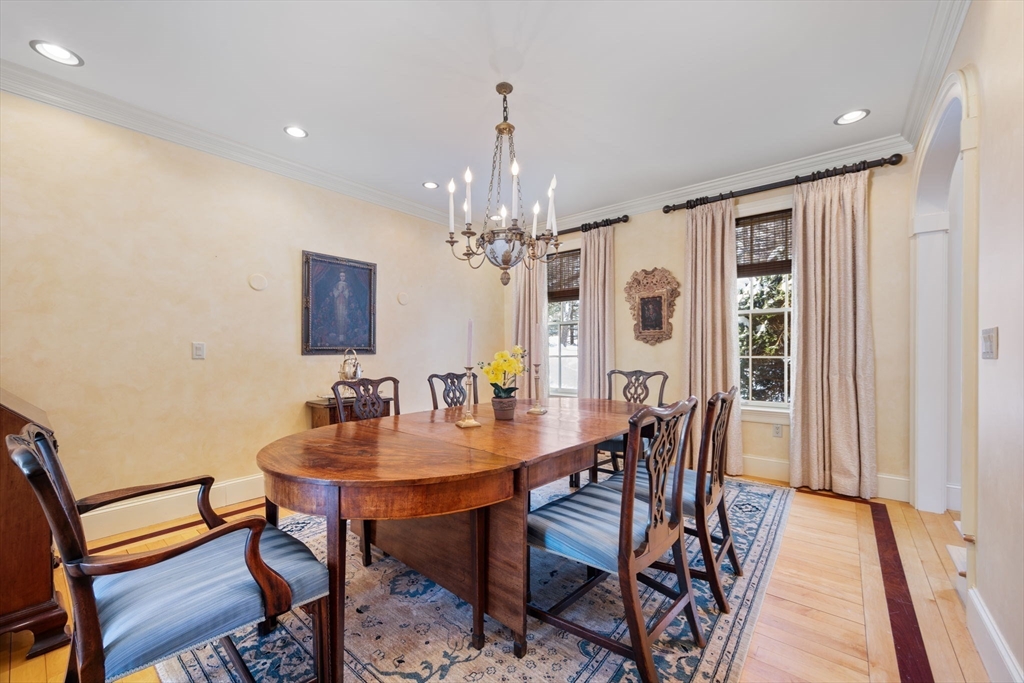 6 Eveningstar Drive
