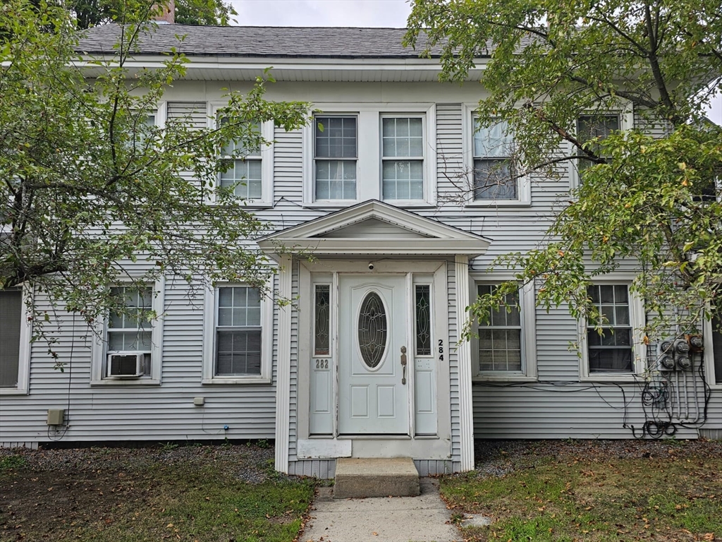282 School St