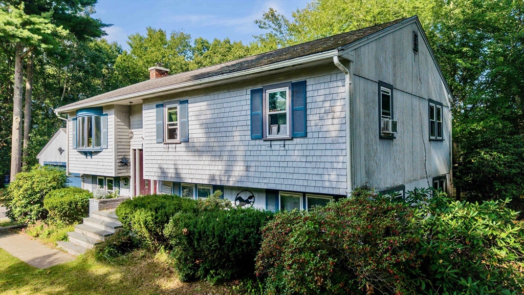 21 Windsor Dr.