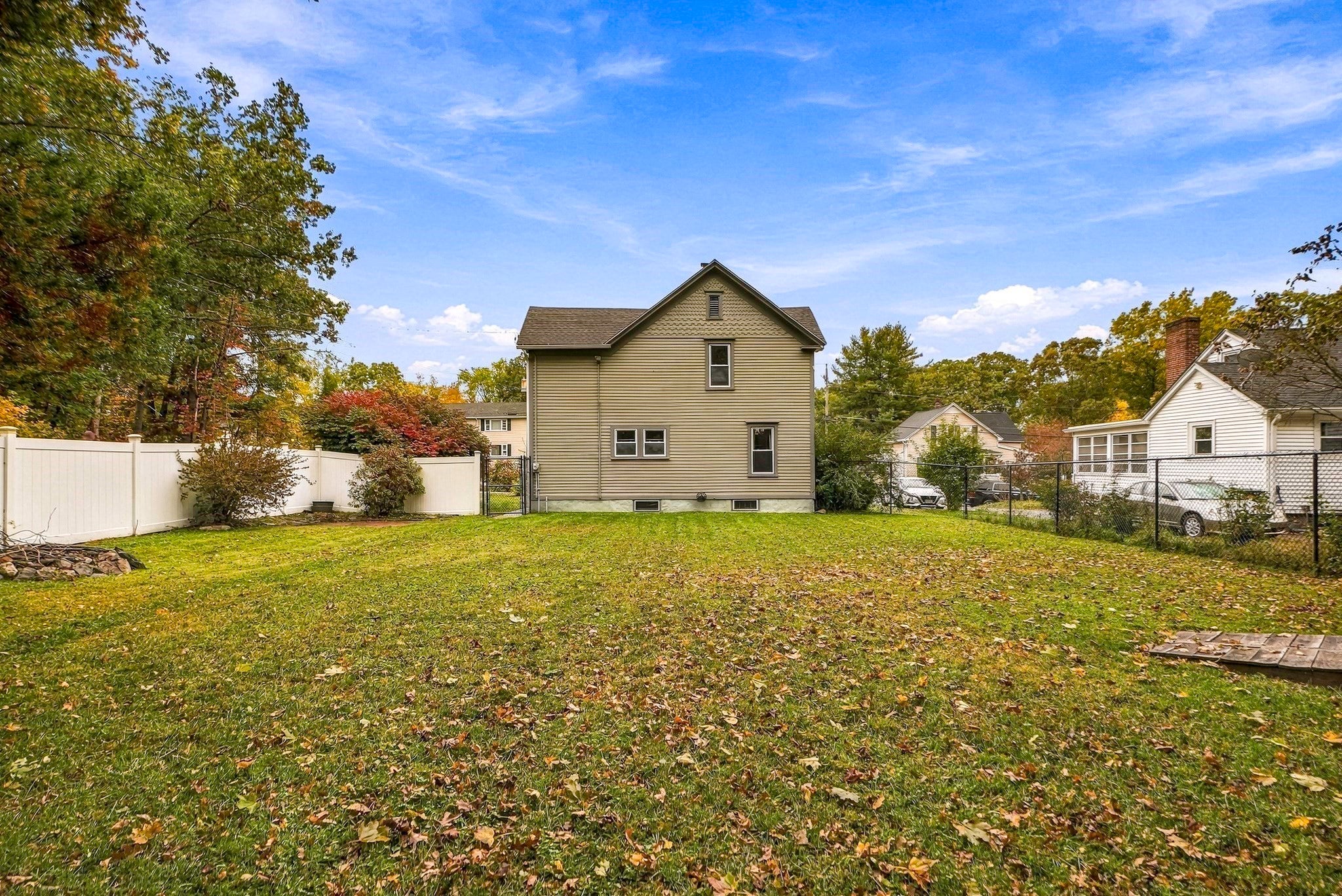 34 Joyce St, Webster, MA, 34 Joyce St, Webster, MA Photo #23