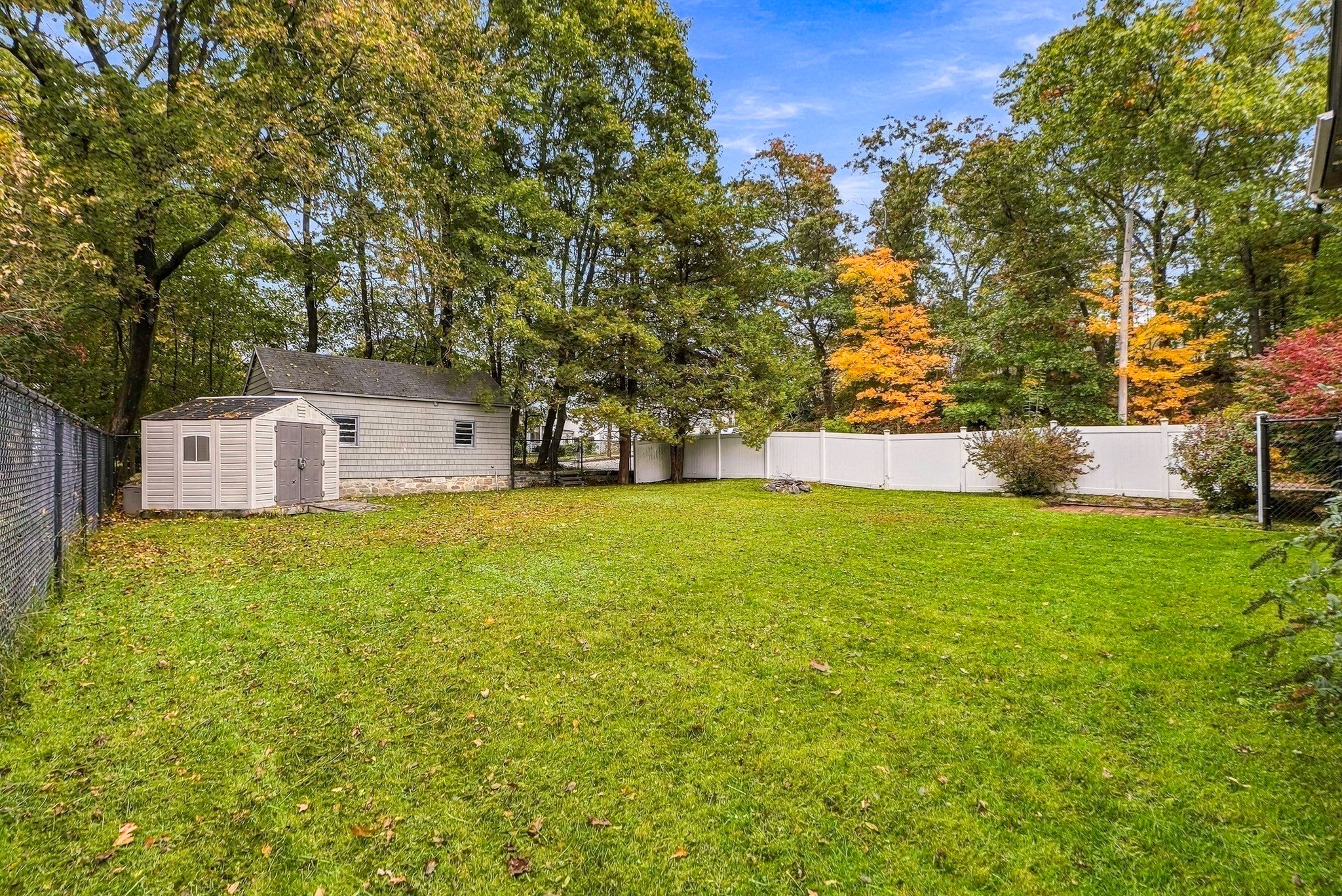 34 Joyce St, Webster, MA, 34 Joyce St, Webster, MA Photo #22