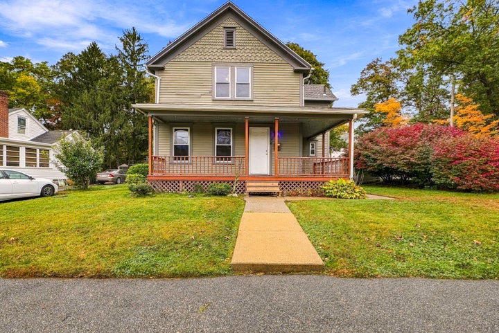 Photo 1 of 30 — 34 Joyce St, Webster, MA 01570