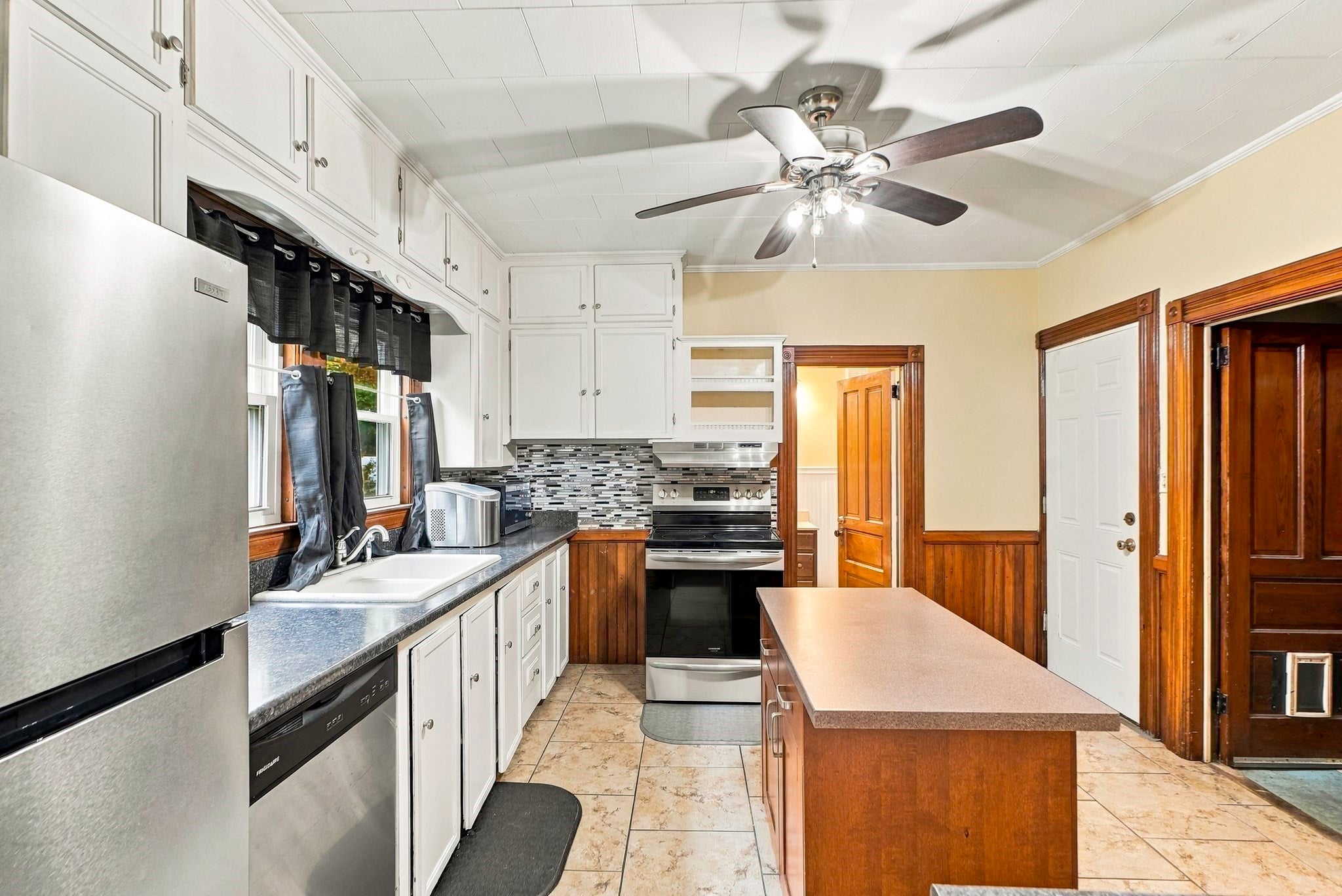 34 Joyce St, Webster, MA, 34 Joyce St, Webster, MA Photo #7