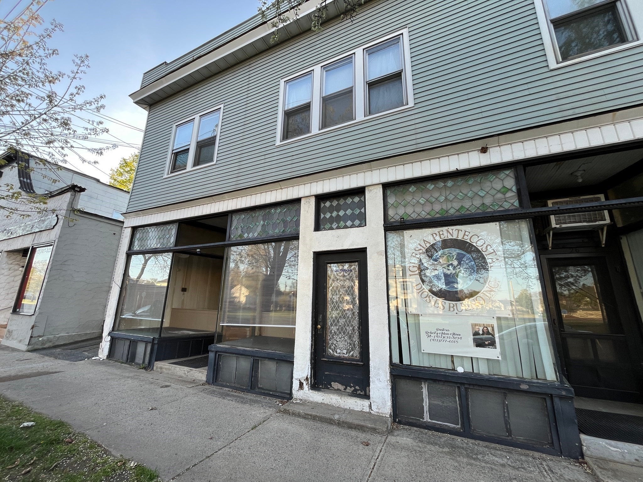 26-28 Parker St
