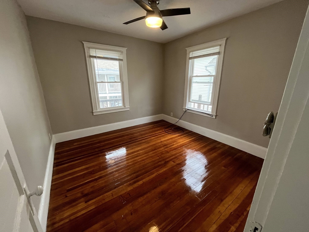 26-28 Parker St