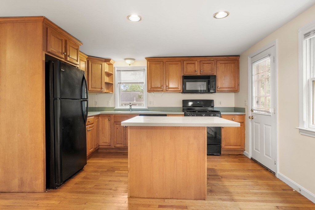 311 Cotuit Rd, Mashpee, MA, 311 Cotuit Rd, Mashpee, MA Photo #9