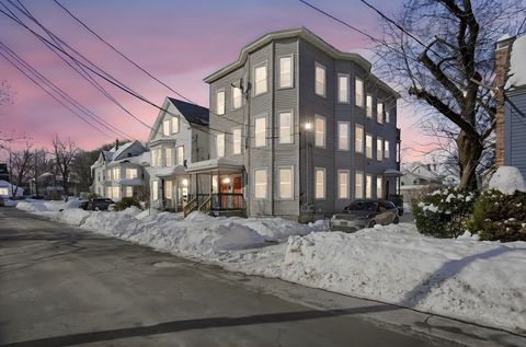 27 Carleton Ave Haverhill MA 01835