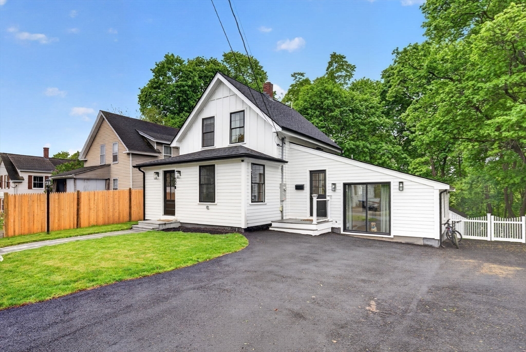 52 High St, Hudson, MA Photo #23