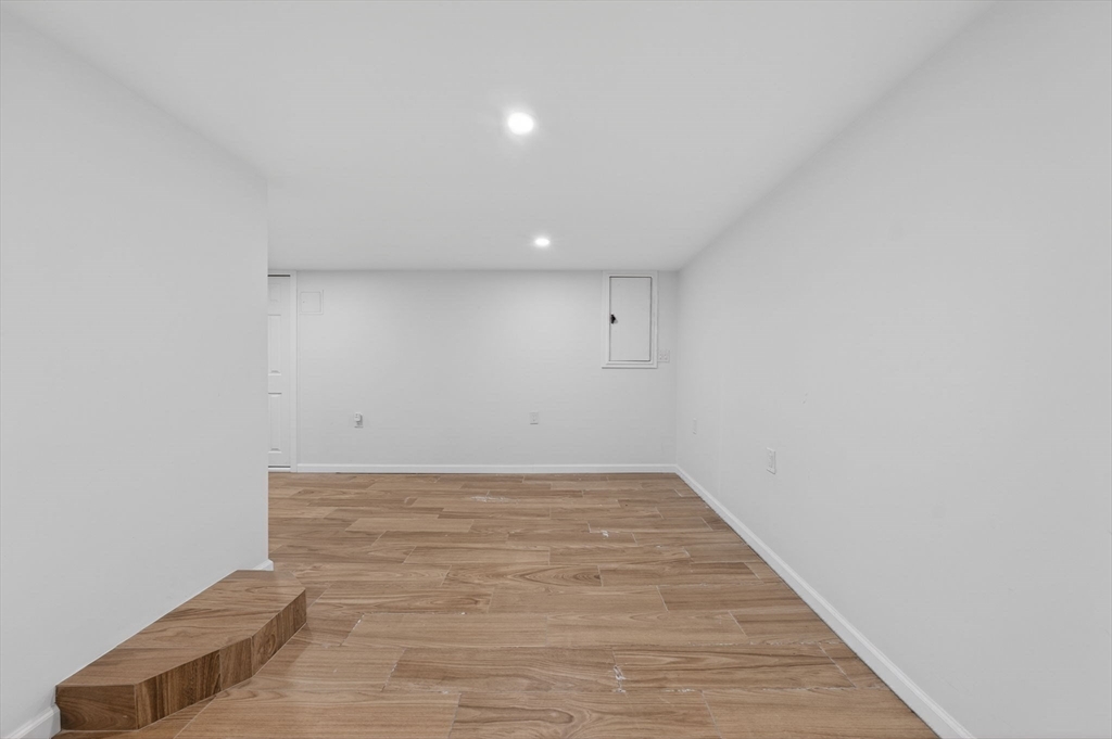 52 High St, Hudson, MA Photo #20