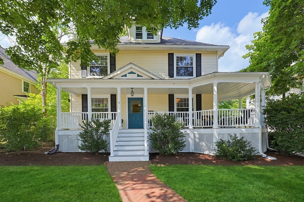 Photo of 113 Grove St, North Attleboro, MA