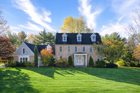 19 Brickyard Lane Westborough MA 01581