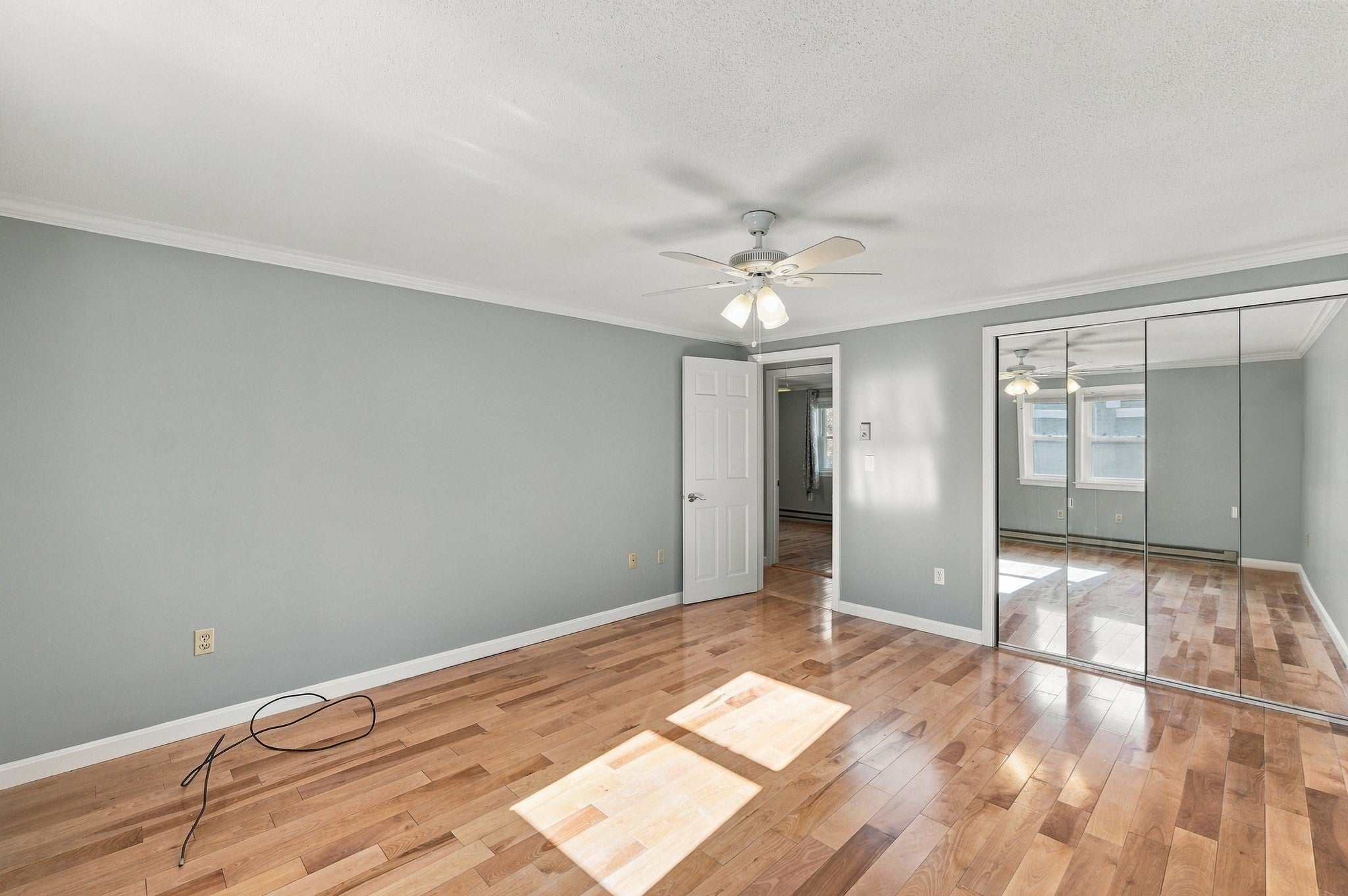 15 Wakefield Ave, Webster, MA Photo #13