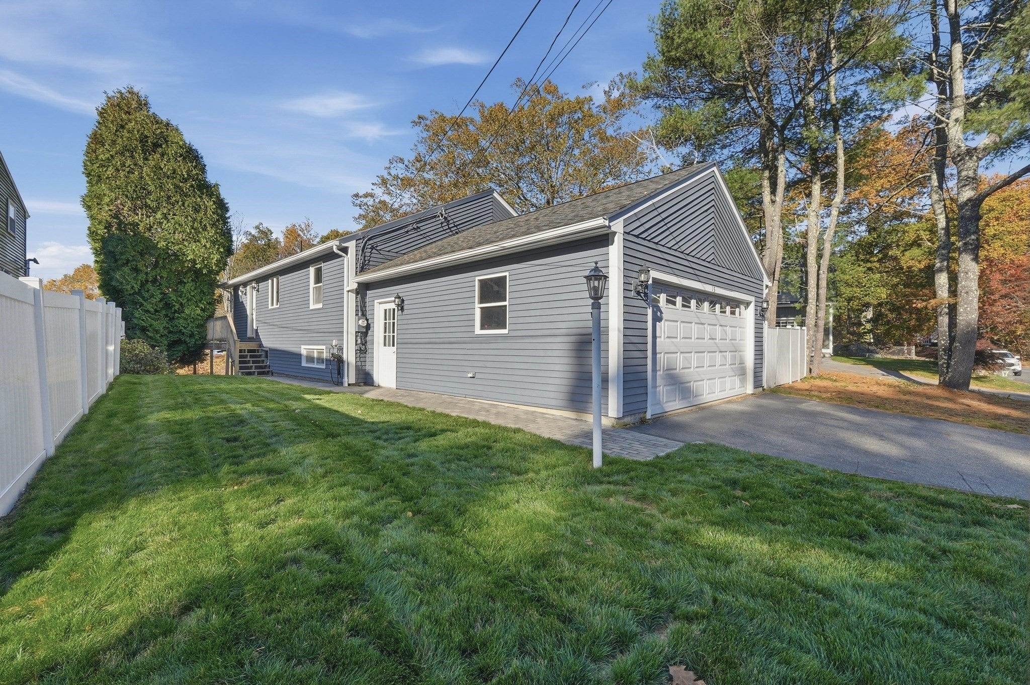 15 Wakefield Ave, Webster, MA Photo #34