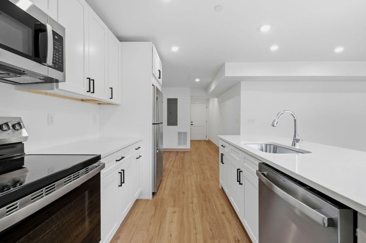 Photo 1 of 12 — 26 Union St 205, Natick, MA 01760