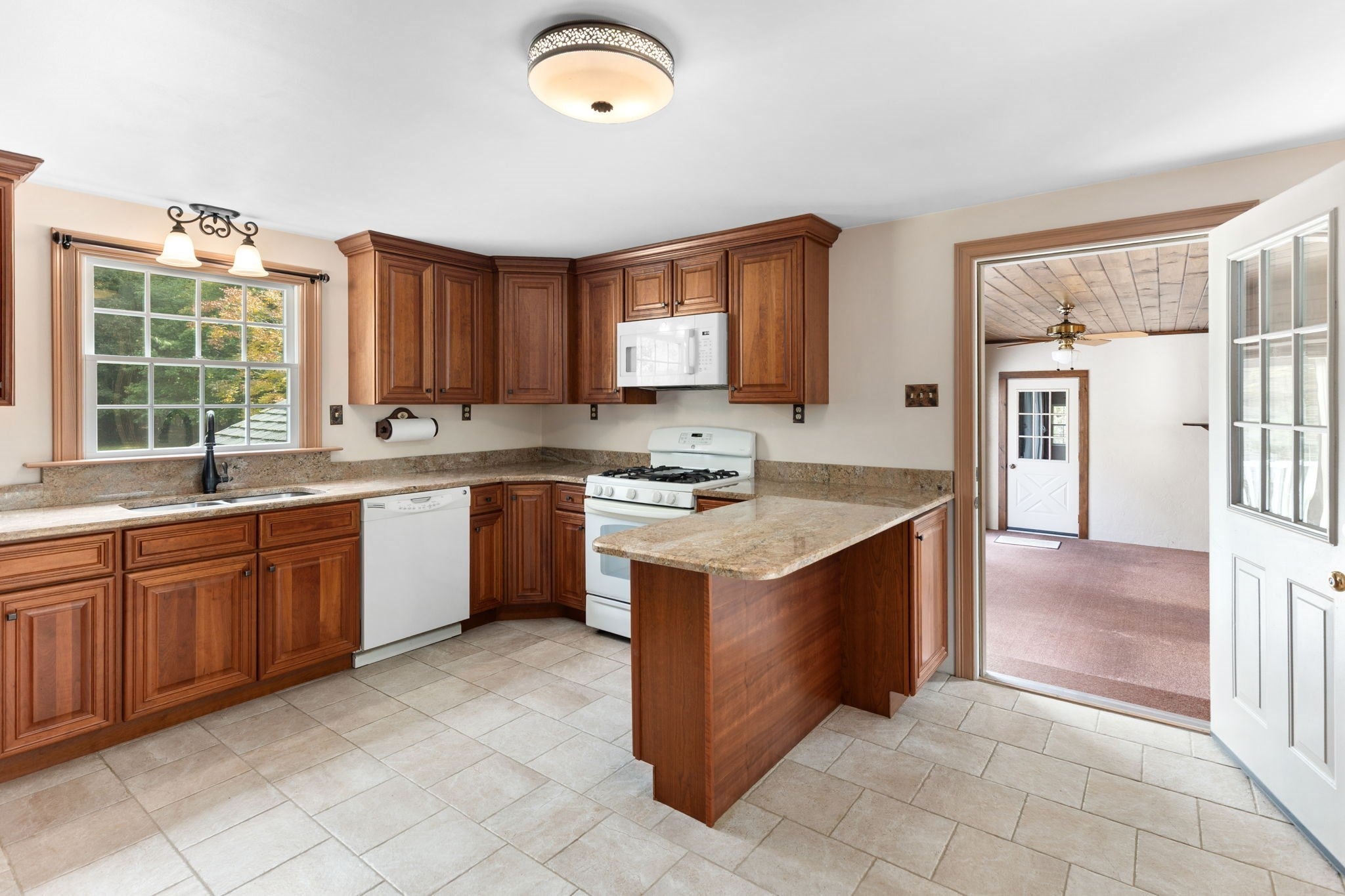 1 Wing Avenue Extension, Freetown, MA, 1 Wing Avenue Extension, Freetown, MA Photo #17
