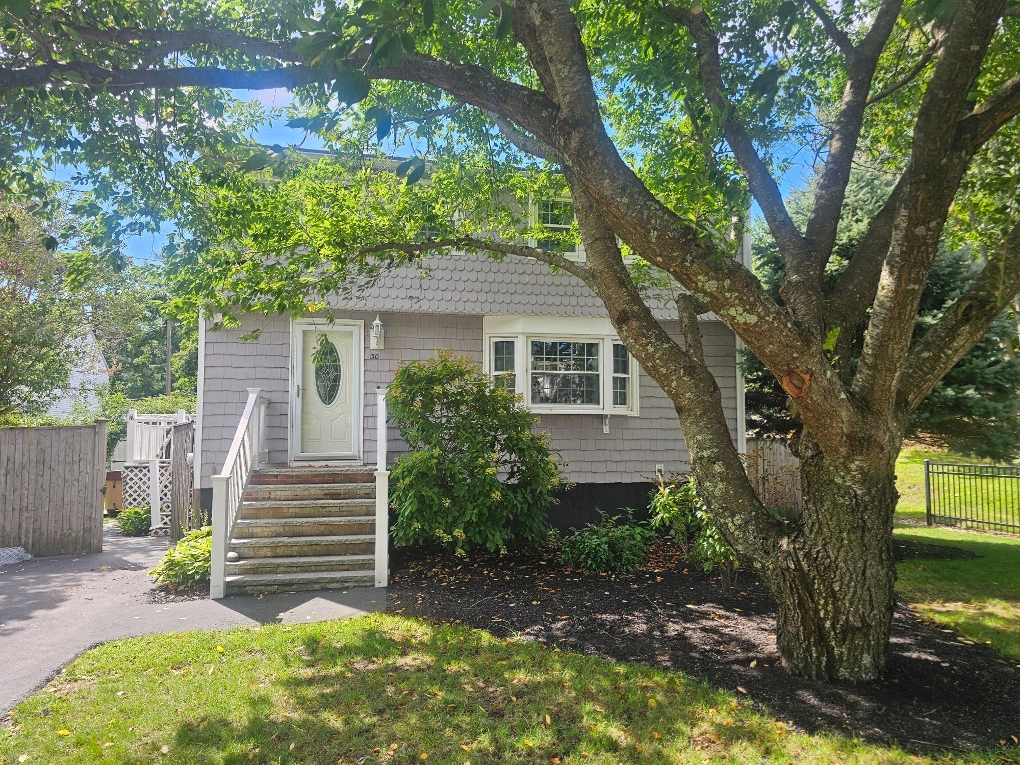 30 Pratt St, Tewksbury, MA, 30 Pratt St, Tewksbury, MA Photo #2