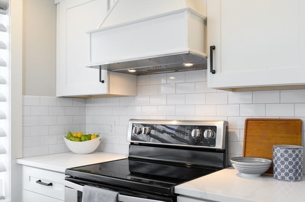 126 Merrimac St 11