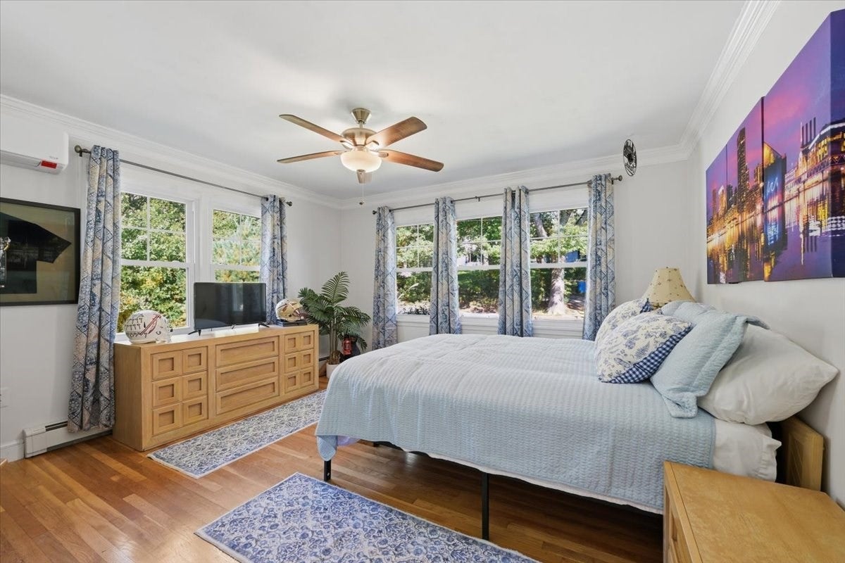131 Henry St, Uxbridge, MA Photo #12