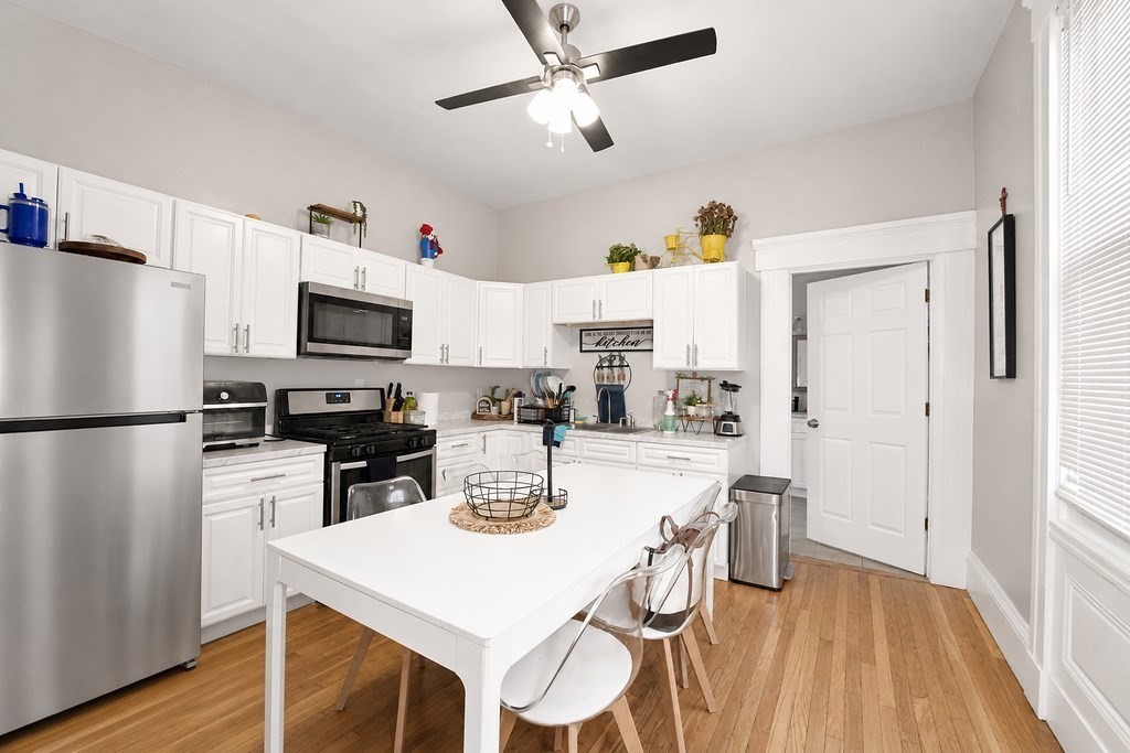 51 Bonney St