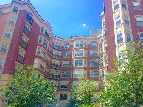 Photo of 75 Peterborough St #314, Boston, MA 02215 (MLS # 73555304)