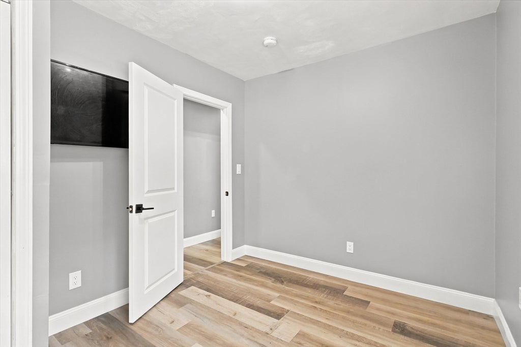 14 Pineview Terrace, Brockton, MA Photo #8