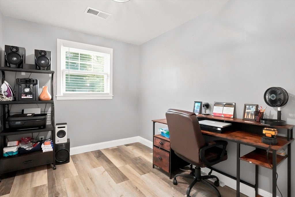 14 Pineview Terrace, Brockton, MA Photo #11