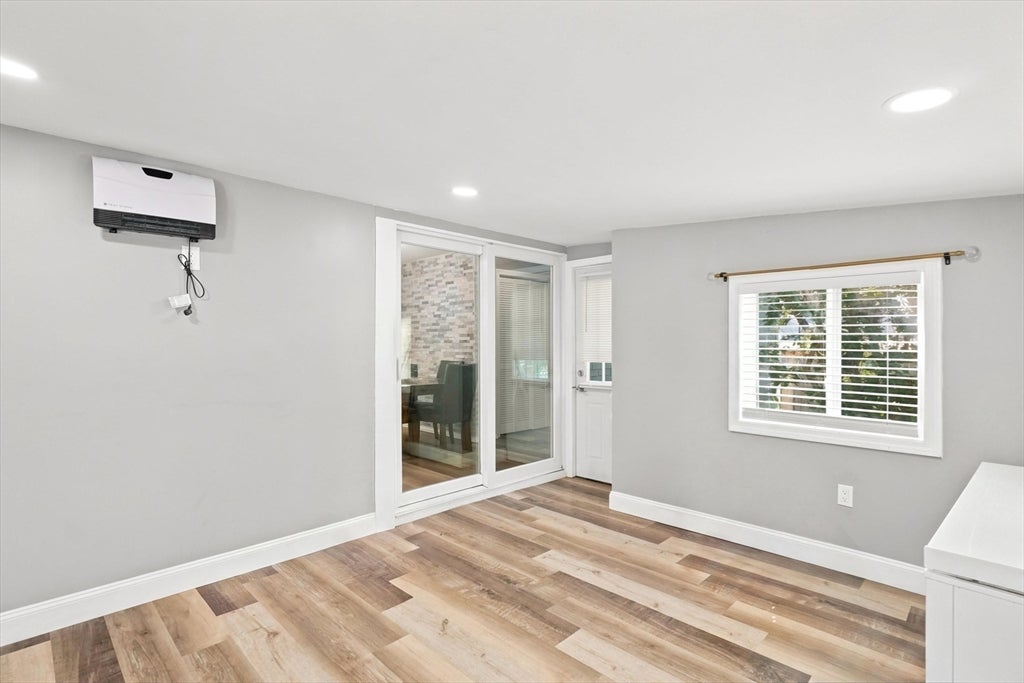 14 Pineview Terrace, Brockton, MA Photo #16