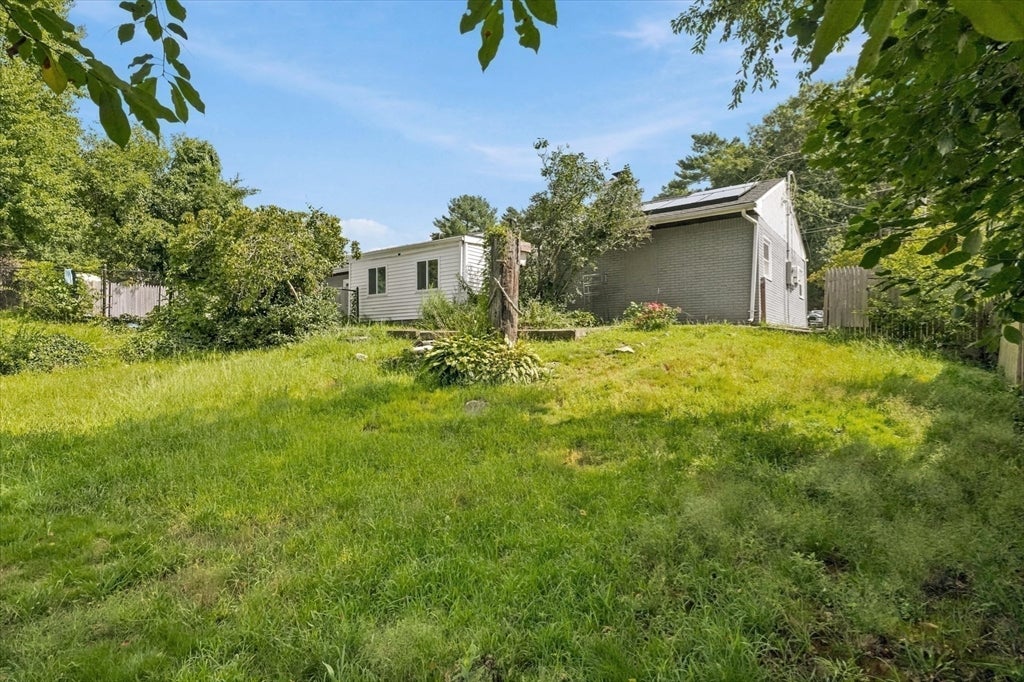 14 Pineview Terrace, Brockton, MA Photo #24