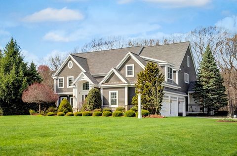 Photo of 4 Nipmuc Ln, Southborough, MA 01772 (MLS # 73505983)