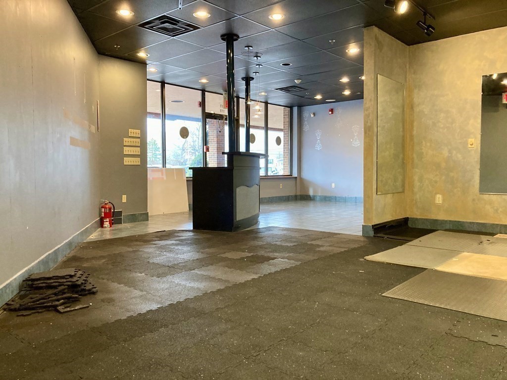 435 Newbury Street 112