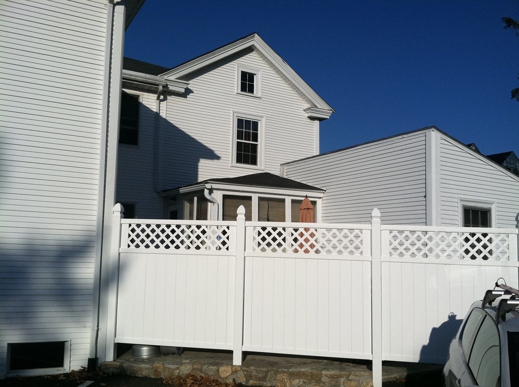 112 Main Street B