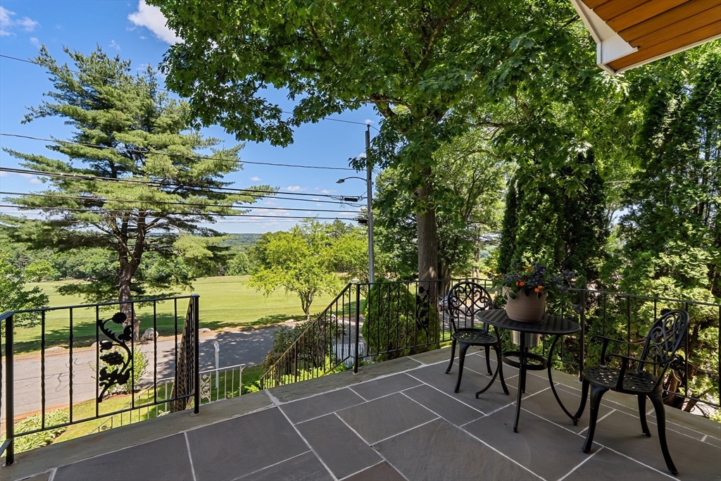 78 Hutchinson Rd