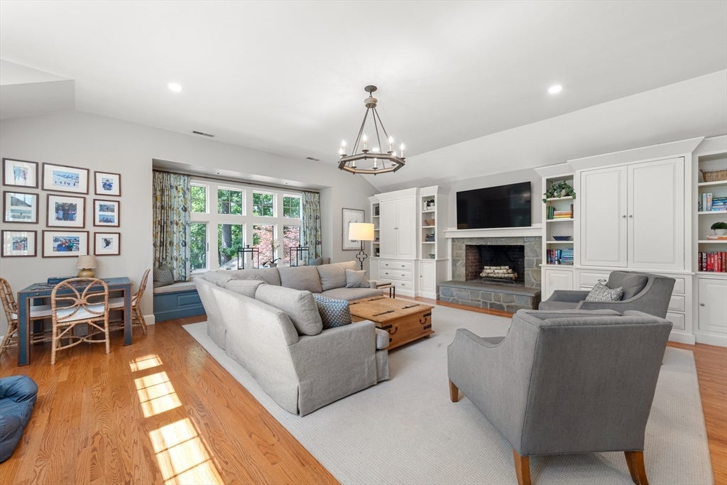 44 William Fairfield Dr, Wenham, MA Photo #17