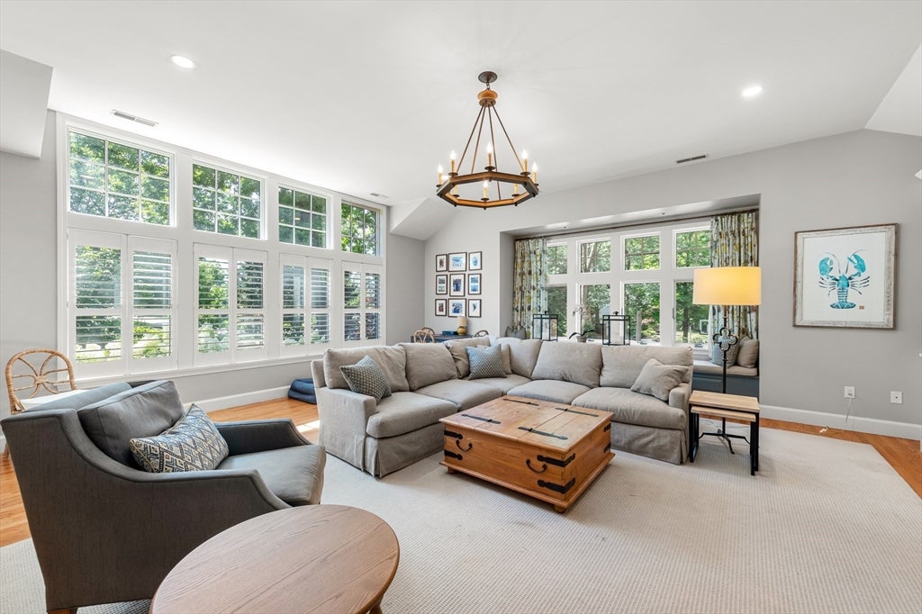 44 William Fairfield Dr, Wenham, MA Photo #18