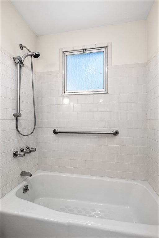 1747 Highland Avenue, Fall River, MA Photo #31